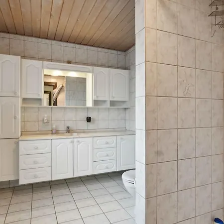 Townhouse With Nature As Neighbor Villa *