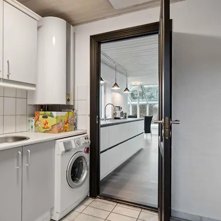 Townhouse With Nature As Neighbor