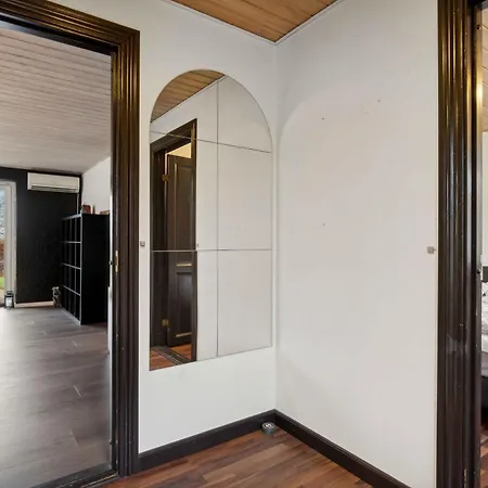 Villa Townhouse With Nature As Neighbor Brande